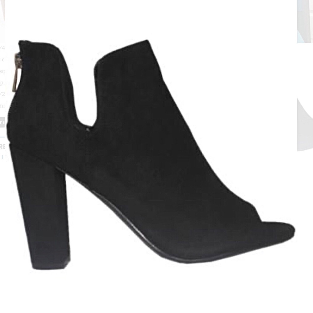 Black Suede Booties✨🖤